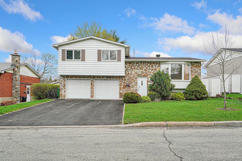 House For Sale Dugas Pierrefonds at William Rouse blog